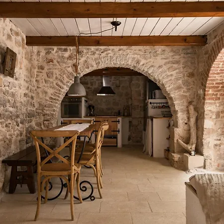 Pharos Stone Retreat Stari Grad (Hvar)